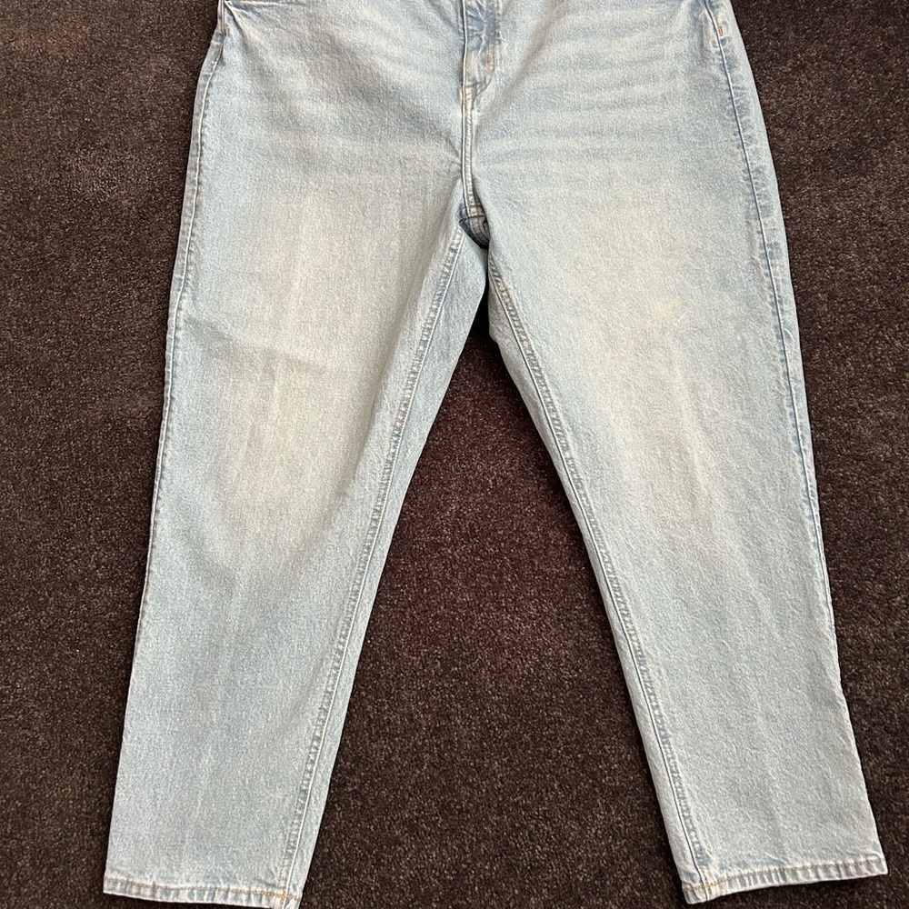 H&M Women's Straight Leg Jeans in Soft Blue